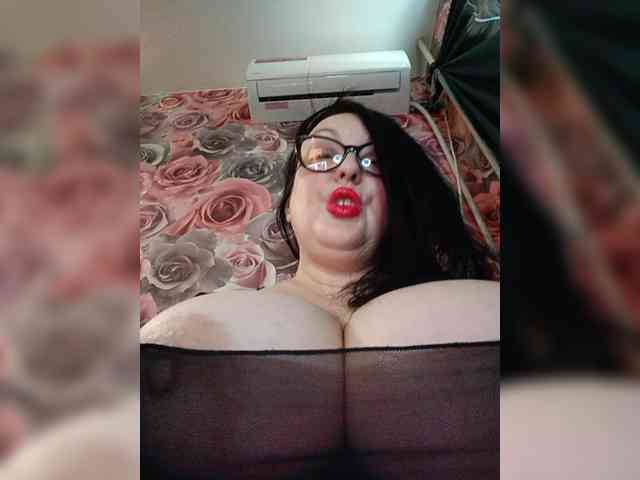 ViktoryDimond webcam
