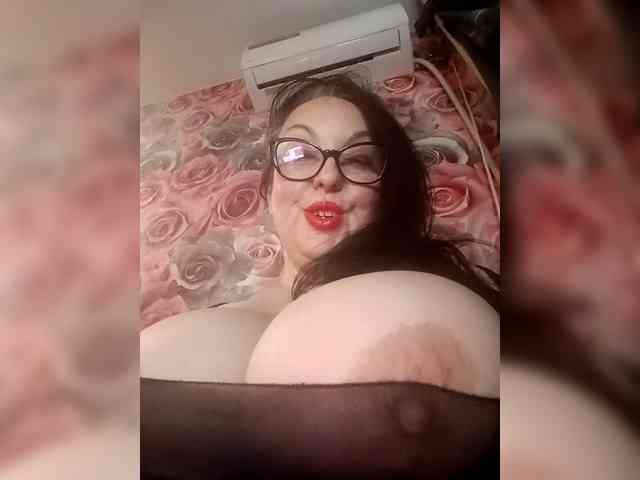 ViktoryDimond Sex Cam Show