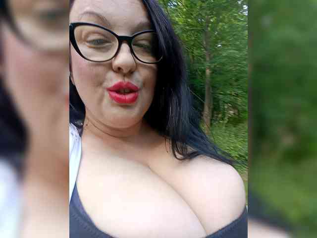 ViktoryDimond webcam