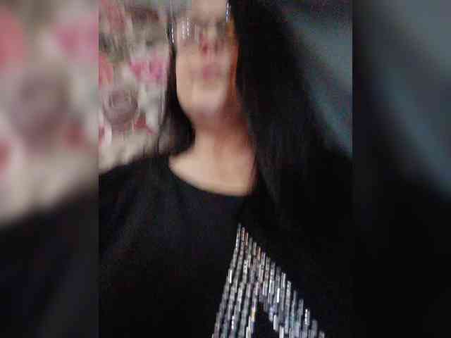 ViktoryDimond webcam