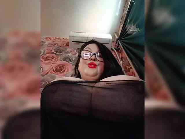ViktoryDimond webcam