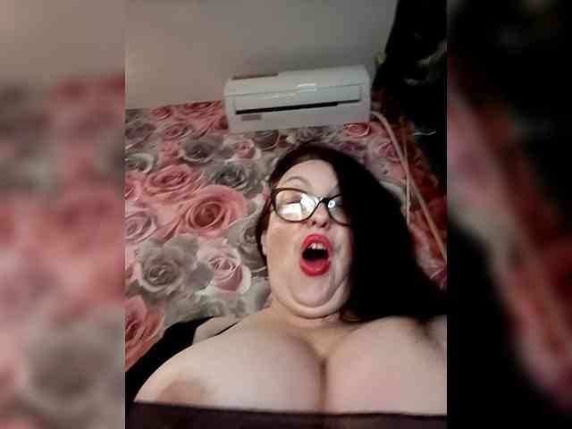 ViktoryDimond webcam