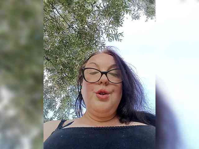 ViktoryDimond webcam