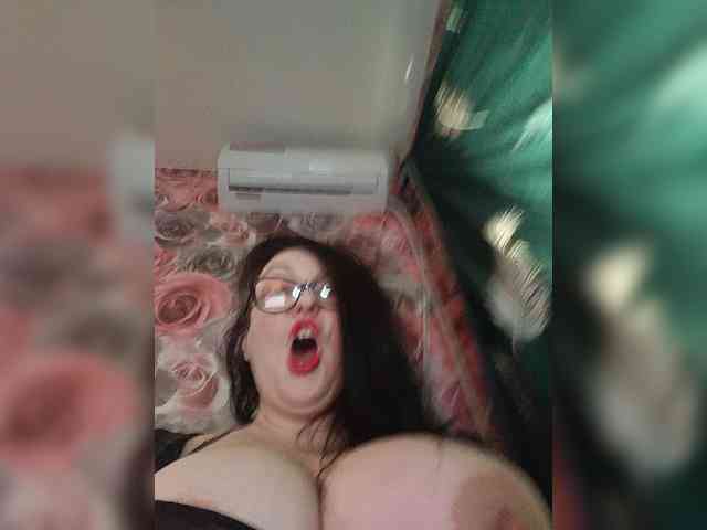 ViktoryDimond webcam