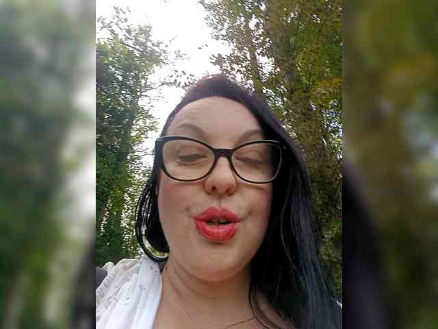 ViktoryDimond Sex Cam Show
