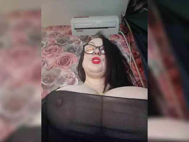 ViktoryDimond webcam