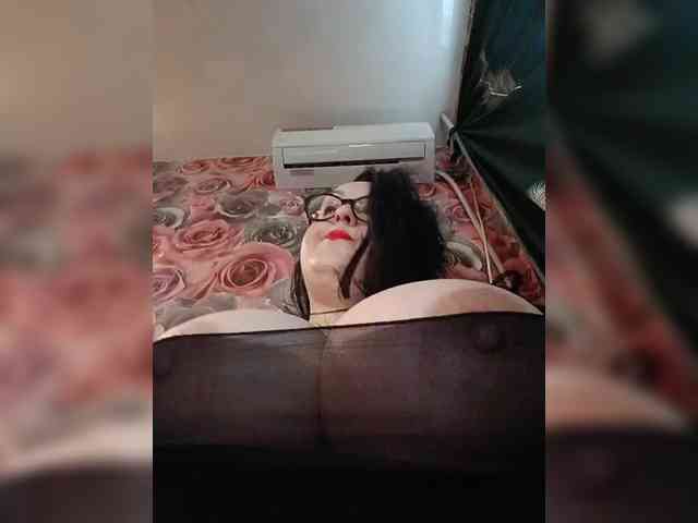 ViktoryDimond webcam