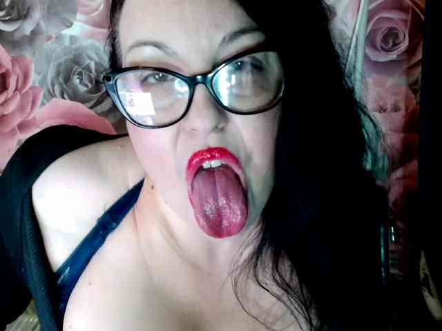 ViktoryDimond webcam