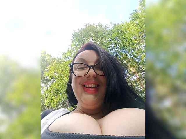 ViktoryDimond webcam