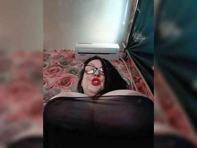 ViktoryDimond webcam