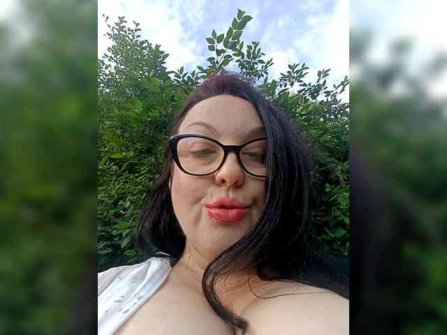 ViktoryDimond webcam