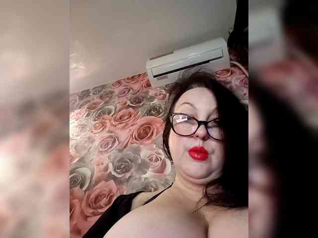 ViktoryDimond webcam