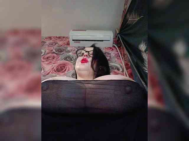 ViktoryDimond webcam