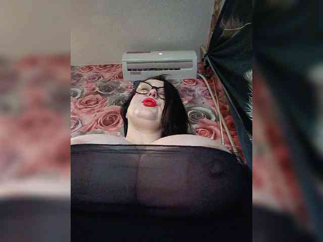 ViktoryDimond webcam