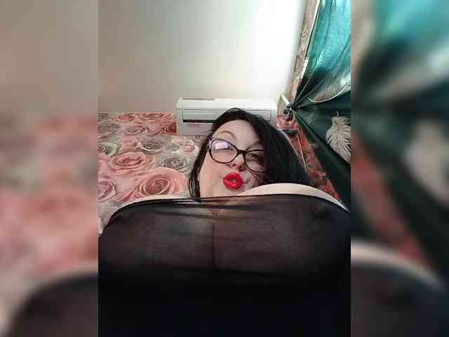 ViktoryDimond webcam
