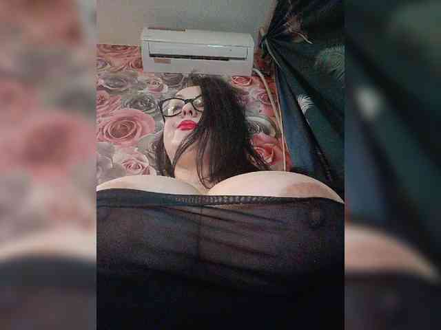 ViktoryDimond webcam