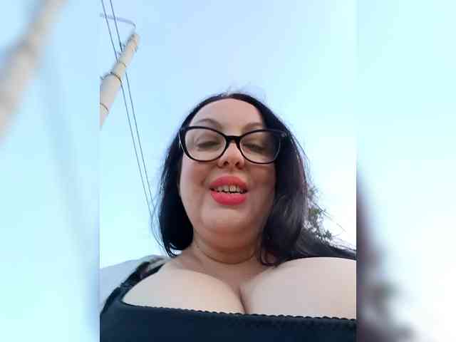 ViktoryDimond webcam