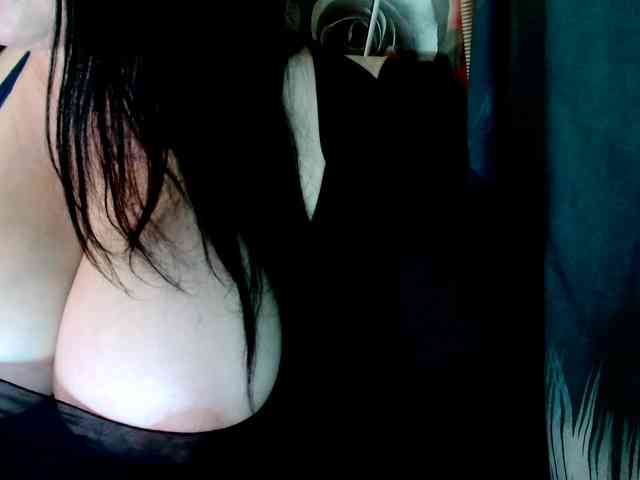 ViktoryDimond webcam