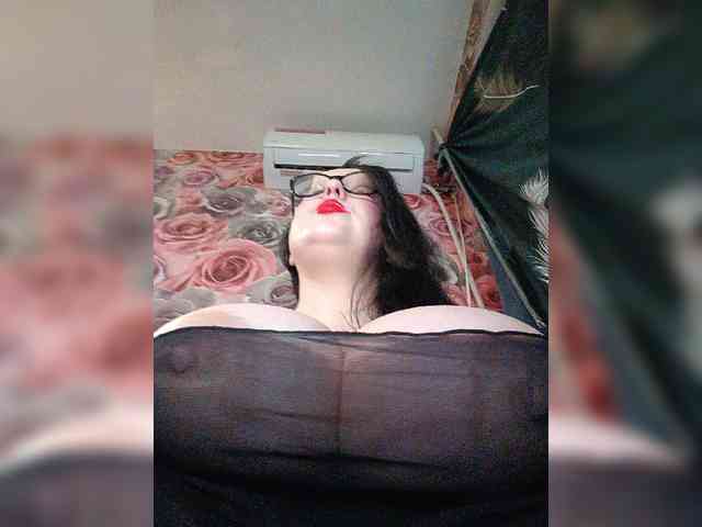 ViktoryDimond webcam