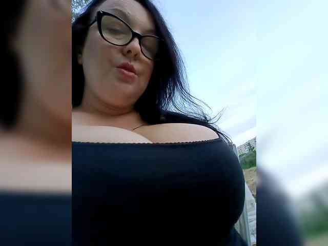 ViktoryDimond webcam