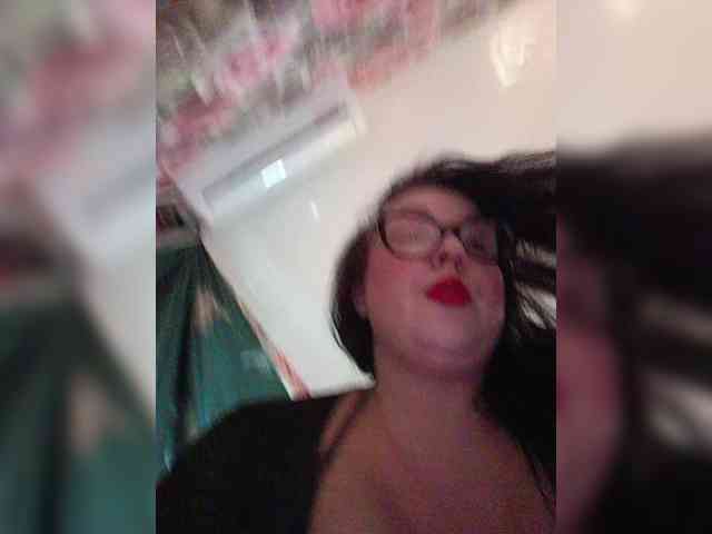 ViktoryDimond webcam