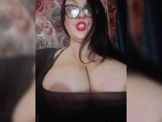 ViktoryDimond webcam