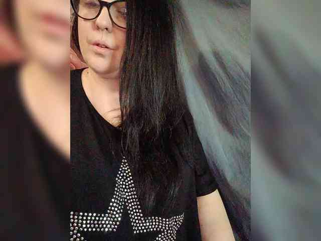 ViktoryDimond webcam