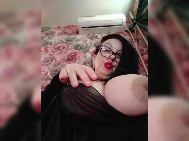 ViktoryDimond webcam