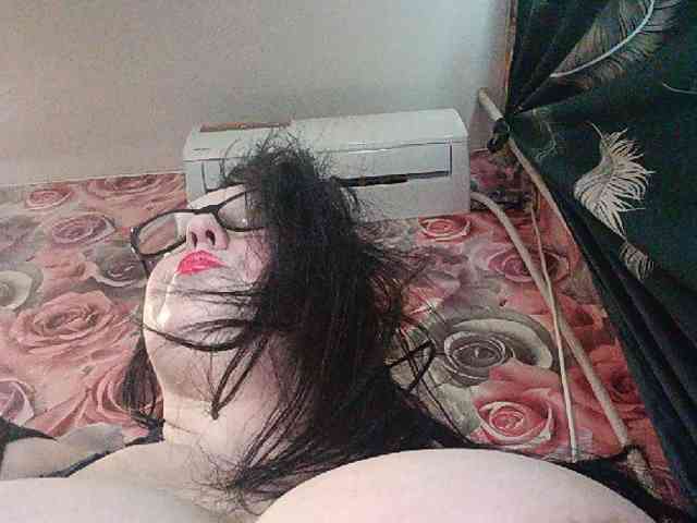 ViktoryDimond webcam