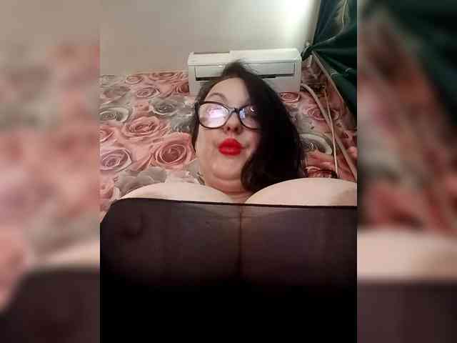 ViktoryDimond webcam