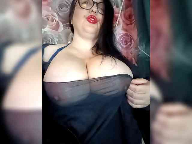 ViktoryDimond webcam