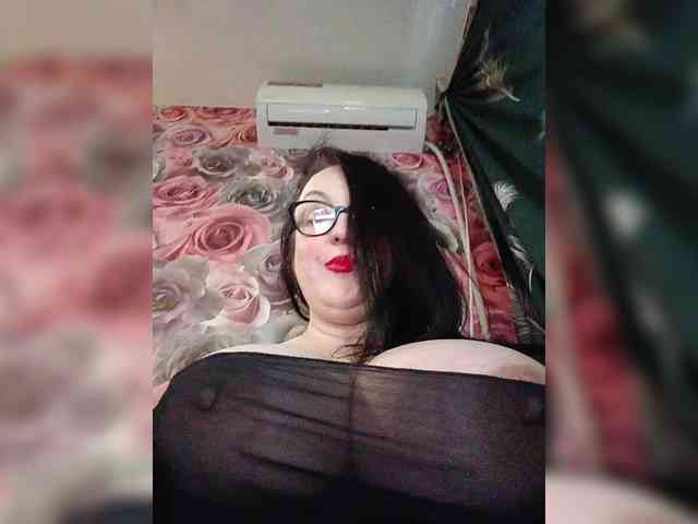 ViktoryDimond webcam