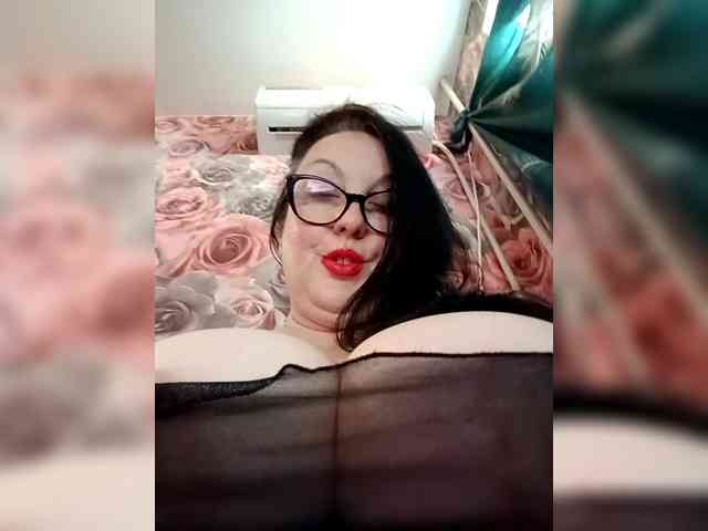 ViktoryDimond webcam