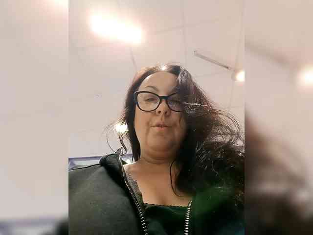 ViktoryDimond webcam