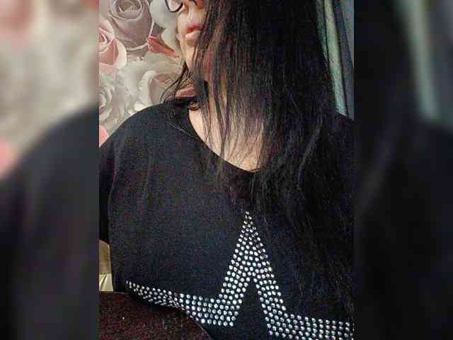 ViktoryDimond webcam