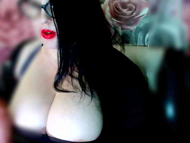 ViktoryDimond webcam