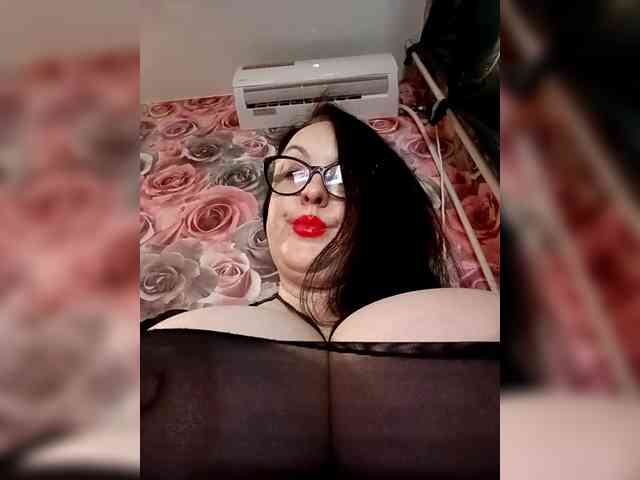 ViktoryDimond webcam