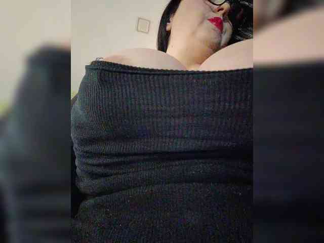 ViktoryDimond webcam