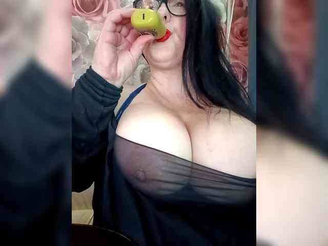 ViktoryDimond webcam