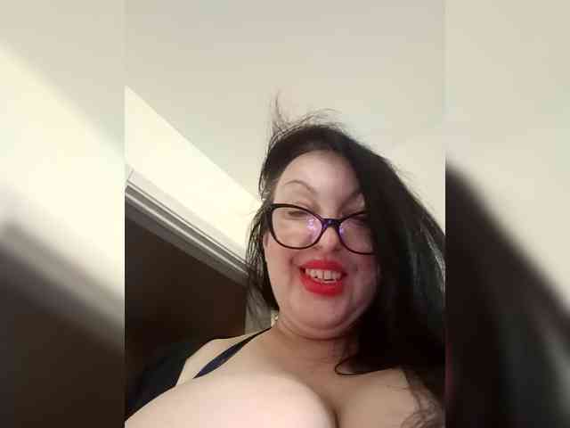 ViktoryDimond webcam