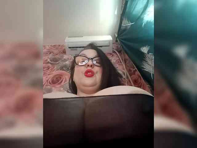 ViktoryDimond webcam