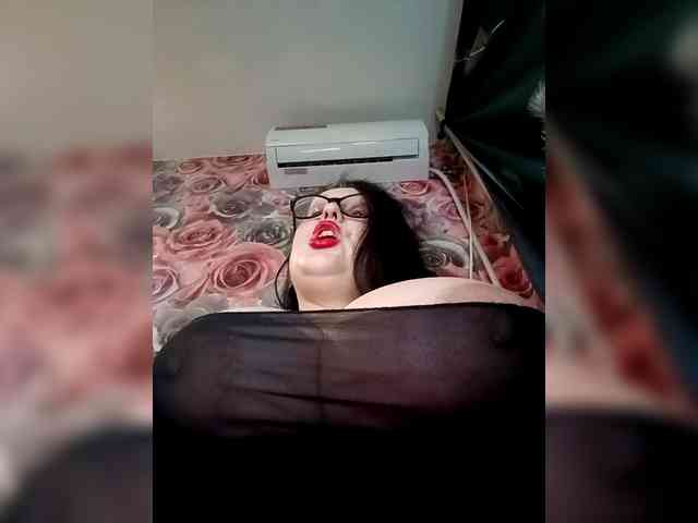 ViktoryDimond webcam