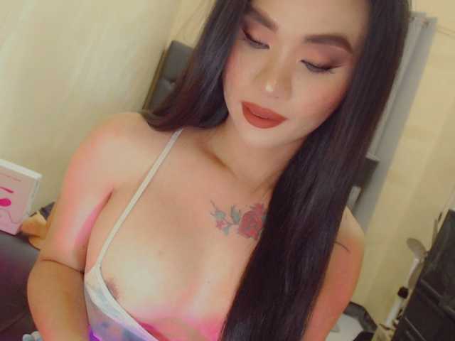 yourqueenmika