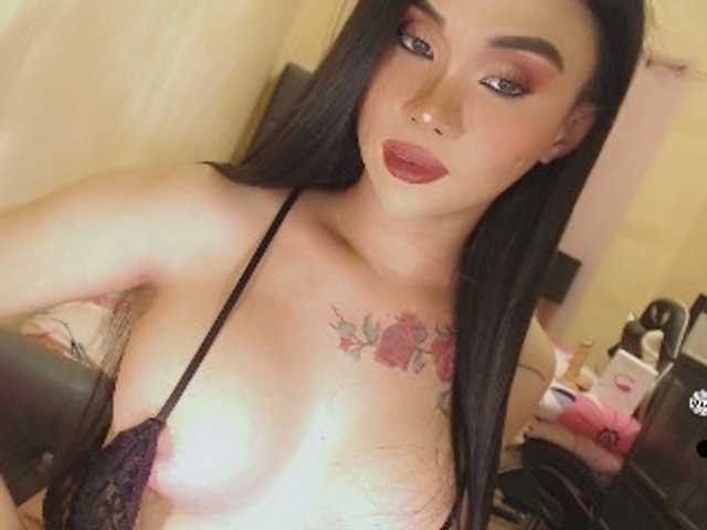 Yourqueenmika