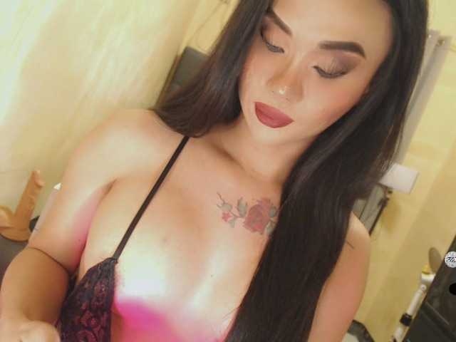 yourqueenmika