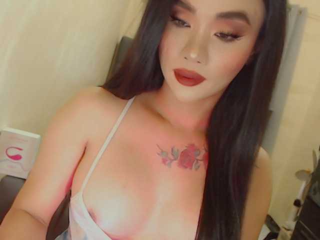 yourqueenmika