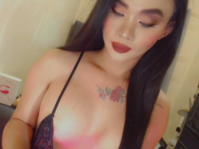 yourqueenmika
