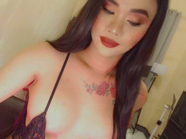 yourqueenmika