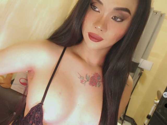 yourqueenmika