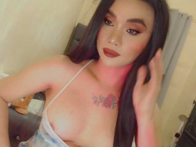 yourqueenmika